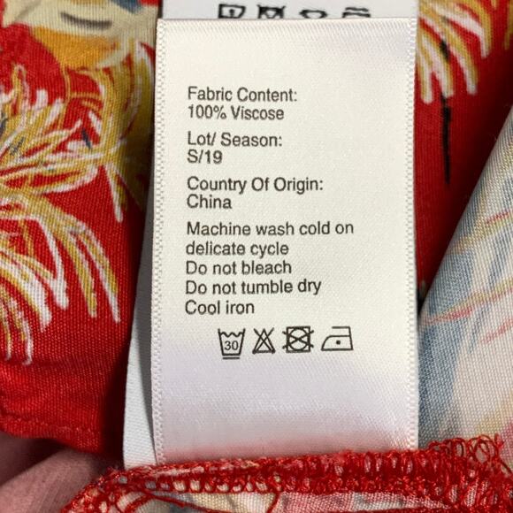 R13 SS19 Size XS Red Multi Color Hawaiian Viscose Camp Short Sleeve Shirt - Picture 8 of 8